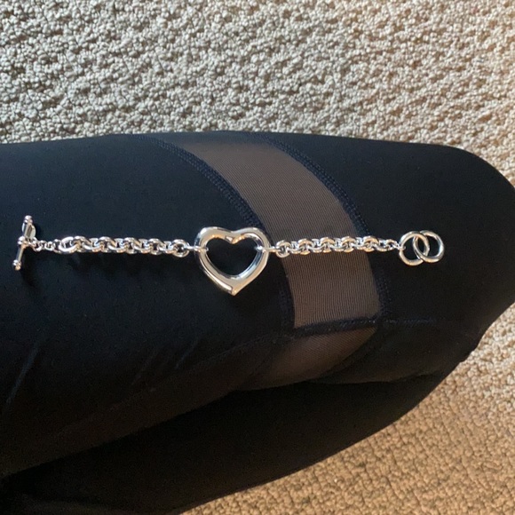 open heart chain silver bracelet with toggle clasp like new. - Picture 9 of 16